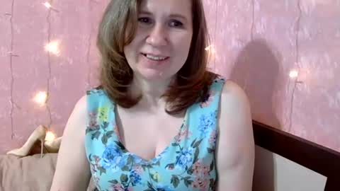 your_starsun online show from February 1, 2026, 9:57 pm