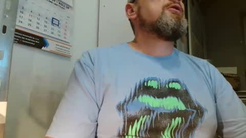 your_tipie online show from November 18, 2025, 2:21 pm