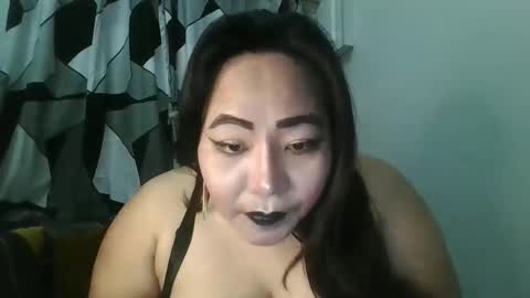 Snapshot of your_unmarriedwife chatting on November 23, 2025, 9:20 am your_unmarriedwife online show from November 23, 2025, 9:20 am