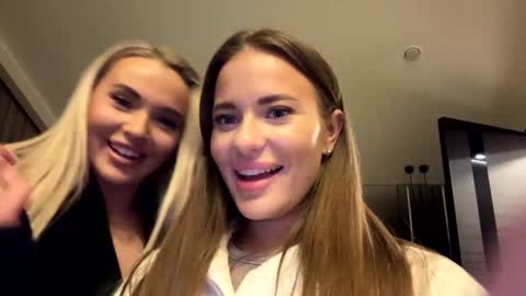 Alexis online show from December 15, 2025, 4:55 pm