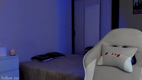 Anikka online show from February 25, 2026, 12:26 pm