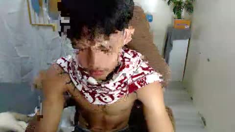 Snapshot of yourasian_eric chatting on May 16, 2026, 5:26 am yourasian_eric online show from May 16, 2026, 5:26 am