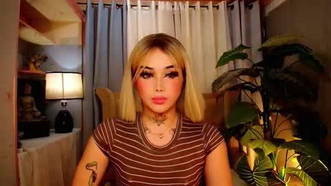 kim online show from November 25, 2025, 11:10 am