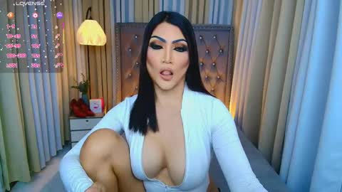 Goddess online show from April 15, 2026, 5:20 pm