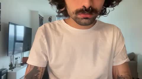 yourboo25 online show from February 18, 2026, 4:25 pm