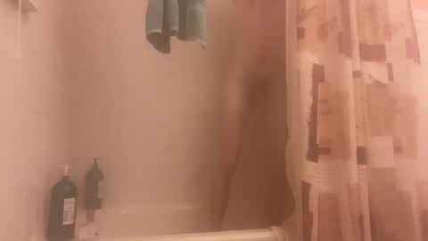 yourbroboytoy online show from December 4, 2024, 10:19 pm