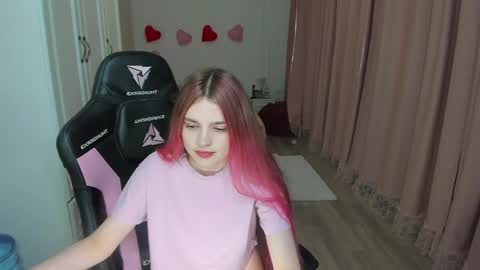 Cassie online show from April 16, 2026, 7:58 pm