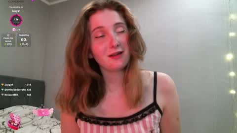 Snapshot of yourcreamyister chatting on February 28, 2025, 10:06 pm creamysister online show from February 28, 2025, 10:06 pm