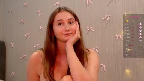 creamysister online show from November 25, 2025, 9:37 pm