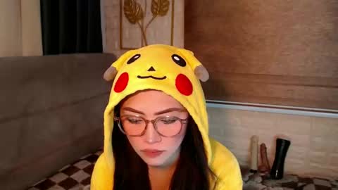 Snapshot of yourdevilsweettsx chatting on January 8, 2025, 2:57 am JEN online show from January 8, 2025, 2:57 am