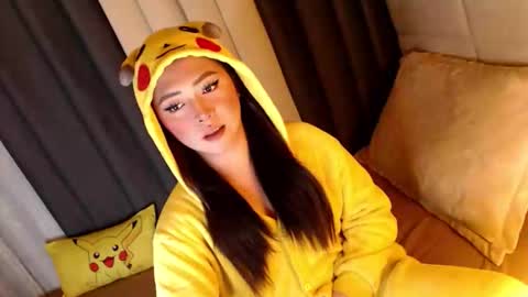 JEN  online show from March 19, 2026, 1:26 pm