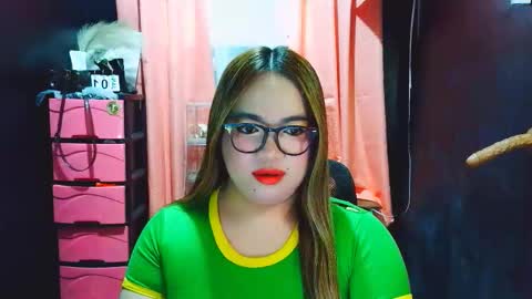 yourdirtygirl_lyla online show from February 7, 2026, 5:33 am