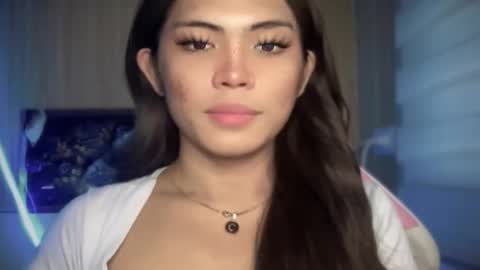 Snapshot of yourehot_pretty chatting on April 27, 2026, 9:24 pm Do read my bio online show from April 27, 2026, 9:24 pm