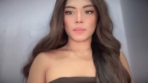 Snapshot of yourehot_pretty chatting on April 30, 2026, 11:31 pm Do read my bio online show from April 30, 2026, 11:31 pm