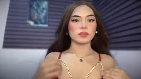 Snapshot of yourehot_pretty chatting on May 10, 2026, 8:58 pm Do read my bio online show from May 10, 2026, 8:58 pm