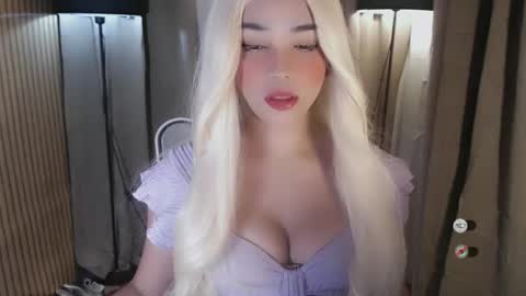 maureen love you online show from October 18, 2025, 7:14 pm