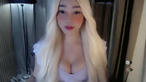 maureen love you online show from November 7, 2025, 9:26 pm