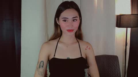 Snapshot of yourfavorateremi chatting on October 16, 2025, 7:20 am Remrem online show from October 16, 2025, 7:20 am