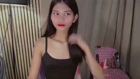 Vivian online show from February 18, 2026, 10:50 pm