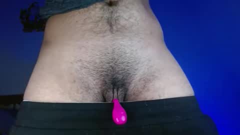 yourfavorite_bigclit online show from January 13, 2026, 8:52 am