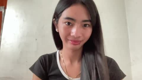 yourgirlsweet_kishia online show from June 20, 2026, 6:38 am