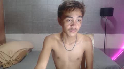 Snapshot of yourguy_josh23 chatting on June 1, 2026, 1:29 am Josh online show from June 1, 2026, 1:29 am