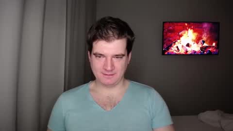 Snapshot of yourhairybuddy chatting on December 29, 2024, 9:09 pm Andrey online show from December 29, 2024, 9:09 pm