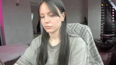 Aida online show from October 2, 2025, 10:33 am