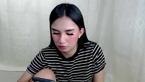 Snapshot of yourhottinglatisha chatting on January 19, 2026, 7:45 am trisha online show from January 19, 2026, 7:45 am