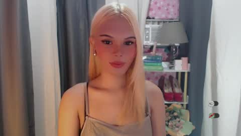 Snapshot of yourlovekylie chatting on July 2, 2026, 6:30 am KYLIE MORE online show from July 2, 2026, 6:30 am
