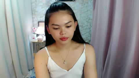 your lovely Dina online show from April 13, 2026, 1:44 am