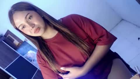 Snapshot of yourlovingpearl chatting on October 16, 2025, 5:19 am PEARL online show from October 16, 2025, 5:19 am