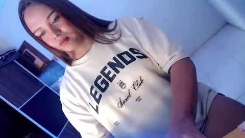 Snapshot of yourlovingpearl chatting on October 18, 2025, 3:53 am PEARL online show from October 18, 2025, 3:53 am