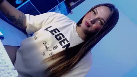 Snapshot of yourlovingpearl chatting on November 8, 2025, 10:19 pm PEARL online show from November 8, 2025, 10:19 pm