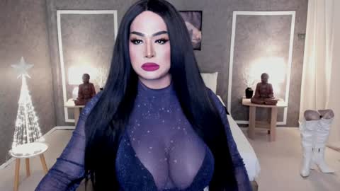 Snapshot of yourmassivecockcummer chatting on December 19, 2024, 2:13 pm Carla online show from December 19, 2024, 2:13 pm