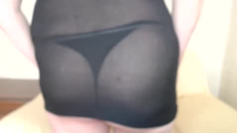 Snapshot of yourmilf4love chatting on June 8, 2026, 4:24 am lANA online show from June 8, 2026, 4:24 am