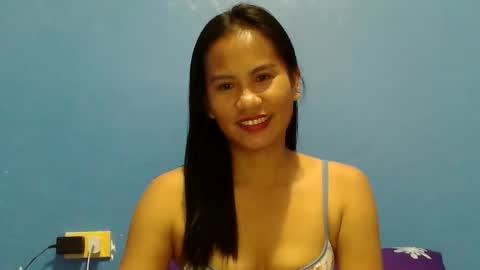 yourmorenagirl69 online show from January 6, 2026, 11:47 am