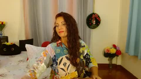 Snapshot of yourmysterycharm chatting on January 3, 2025, 6:57 pm yourmysterycharm online show from January 3, 2025, 6:57 pm