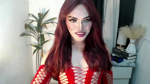 TIFFANY SUCKING QUEEN online show from June 12, 2026, 9:25 pm