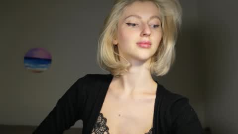 Eva online show from December 2, 2024, 1:14 am