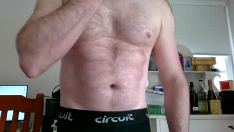 yourretroguy online show from November 2, 2025, 2:14 am