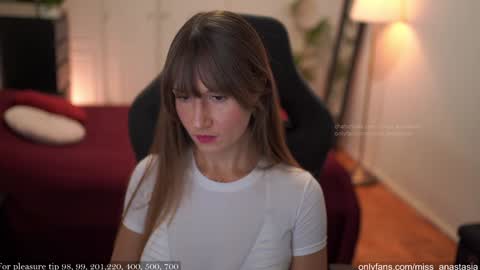 Snapshot of yours_anastasia chatting on November 9, 2025, 6:17 pm Anastasia online show from November 9, 2025, 6:17 pm