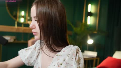 yours fetish mary online show from March 29, 2026, 3:39 am