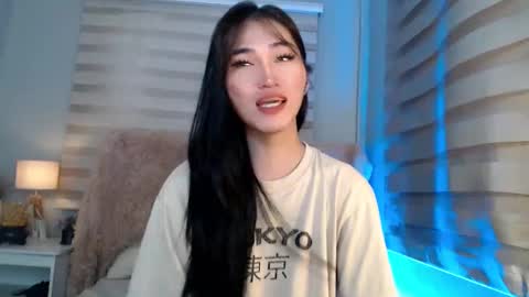    online show from October 11, 2025, 11:36 pm