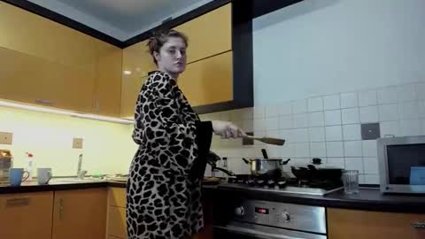 Snapshot of yoursexywifey chatting on September 29, 2025, 4:34 pm yoursexywifey online show from September 29, 2025, 4:34 pm