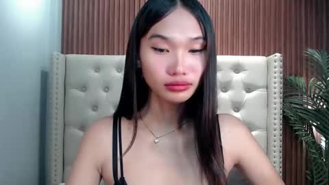 yoursluttyashxx online show from December 3, 2025, 5:33 pm