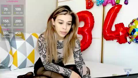 Snapshot of yoursoul_mila chatting on February 28, 2025, 11:03 am yoursoul_mila online show from February 28, 2025, 11:03 am