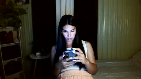 yoursubmissive_larah online show from June 26, 2026, 12:31 pm