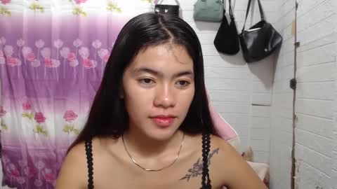 Snapshot of yoursweet_asian20 chatting on March 6, 2025, 6:19 am Maddie online show from March 6, 2025, 6:19 am