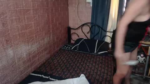 YourDreamgirl  online show from May 3, 2026, 11:00 pm